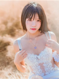 Ourei -- top NO.014 Hibernating in a white dress